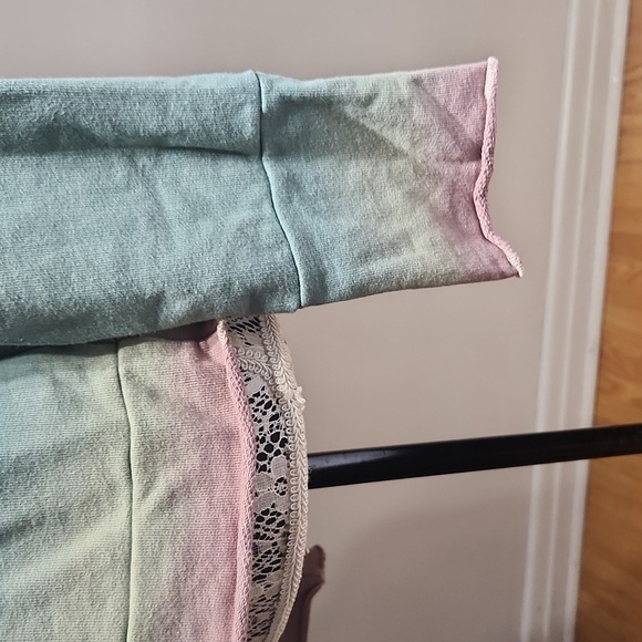 [M] TOUGH JEANSMITH Shabby Chic Sweater - Picture 7 of 10